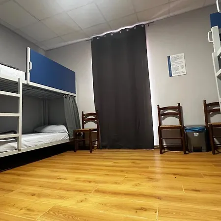 Hostel La Estacion Llanes