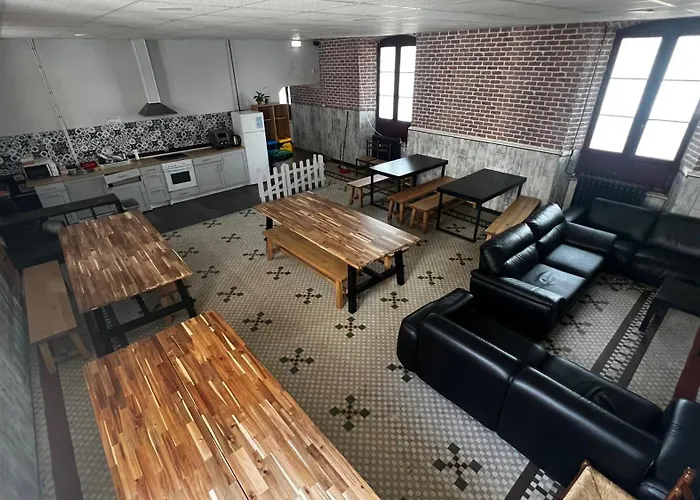 La Estación Hostal *