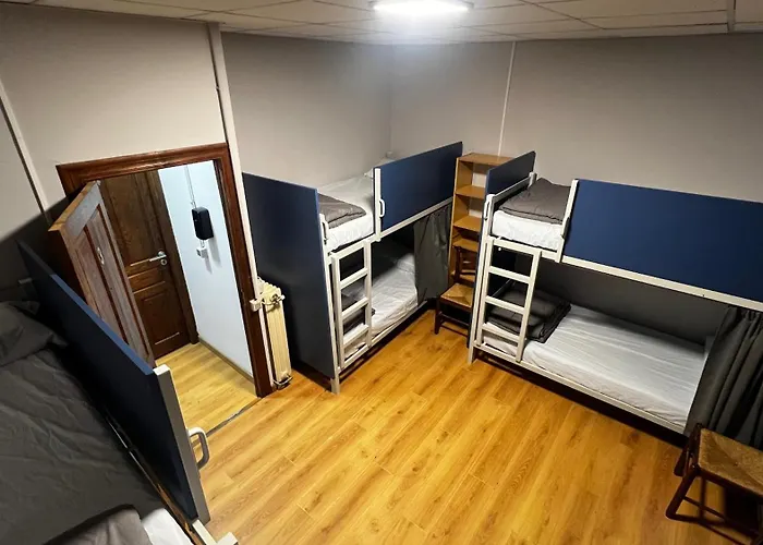 La Estación Hostal *